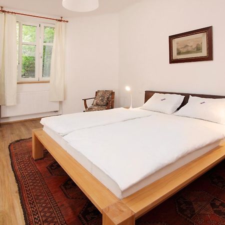 Villa Z - Apartment With Private Parking Brno Extérieur photo